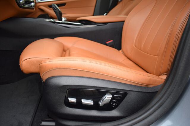 BMW 5-SERIE 520i High Executive Panodak |