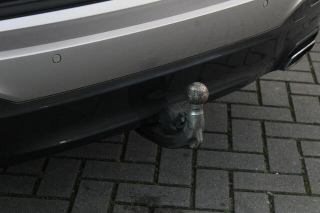 BMW 5-SERIE Touring 540i xDrive M-Sport High Executive | Panorama Dak | Comfort Stoelen | Trekhaak | HUD