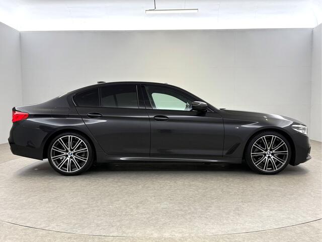 BMW 5-SERIE 520i High Executive M-Sport 184PK | Pano | Sfeerverl. | HuD | Virtual | Memory | Camera | Navi | Keyless | NAP