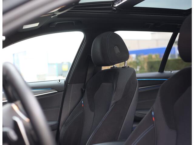 BMW 5-SERIE Touring 530e High Executive