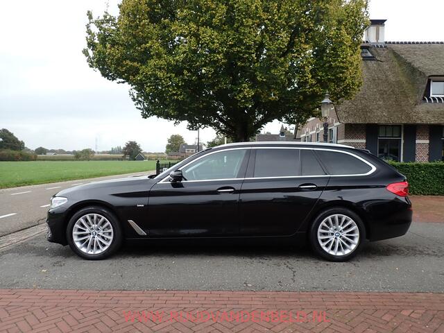 BMW 5-SERIE Touring 530i PANODAK/HEADUP/KEYLESS/ACC/CARPLAY/SPORTLEER/CAMERA