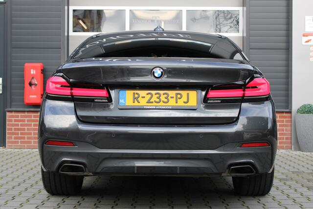 BMW 5-SERIE 520i Business Edition Plus M-Sport - Schuif kanteldak - Laserlight - 19 inch Goed onderhouden