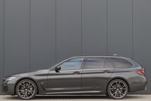 BMW 5-SERIE 530i M Sport Laser Pano Comfort 20 inch -VOL-