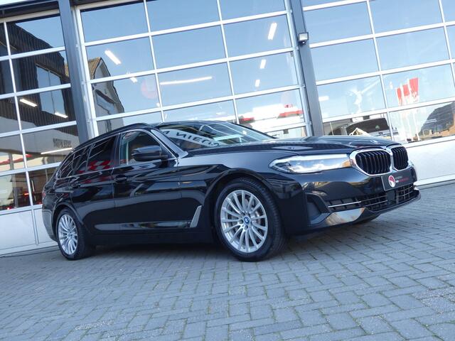 BMW 5-SERIE Touring 530e High Executive *t/m 10de bouwjaar garantie!
