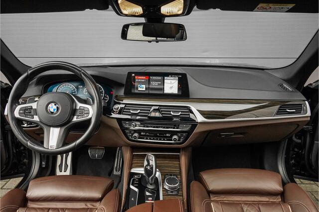 BMW 5-SERIE Touring 530i High Ex M-Sport Pano HUD Camera Memory Seats