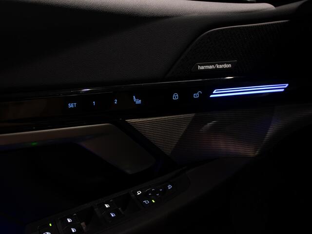 BMW 5-SERIE Touring 530e l Trekhaak l M-sport l Schuif-/kantel pano dak l Adaptive LED l Head-Up l 360 Camera l Stoelventilatie