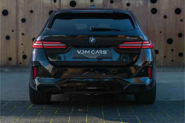 BMW 5-SERIE Touring 530e | M-Sportpakket | Comfort Pack | 21" M Performance | Innovation Pack | Trekhaak |