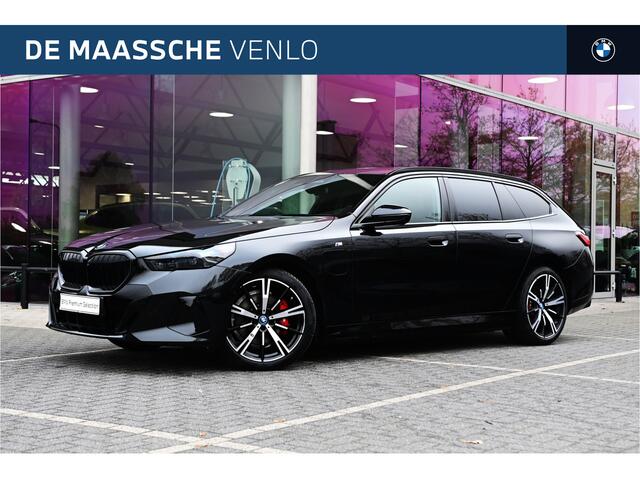BMW 5-SERIE Touring 530e M Sport Automaat / Trekhaak / Adaptieve LED / Parking Assistant Plus / Stoelventilatie / Comfort Access / Live Cockpit Professional