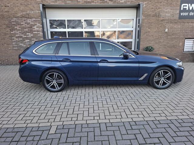 BMW 5-SERIE Touring 530e High Executive