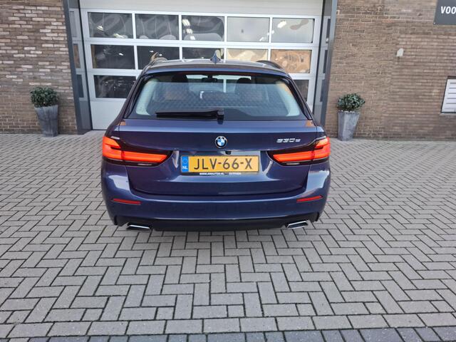 BMW 5-SERIE Touring 530e High Executive