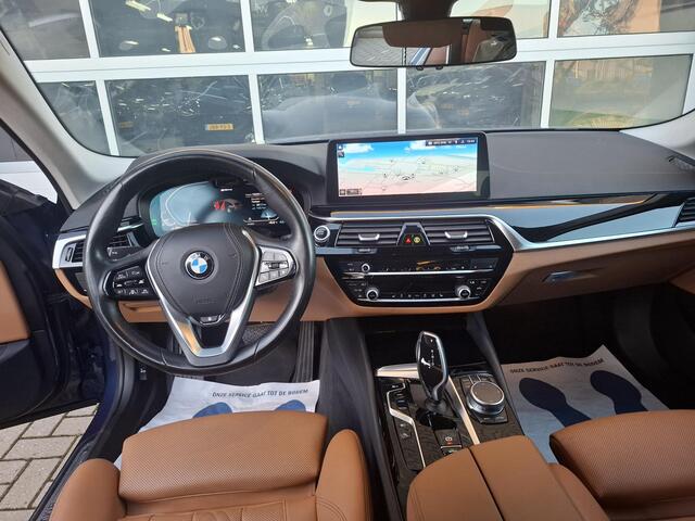 BMW 5-SERIE Touring 530e High Executive