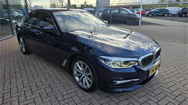 BMW 5-SERIE 520d High Executive **Automaat 8 Vers** Luxe lederen bekleding**LED**Airco automatisch**Comfortstoelen**NAVI** NETTE AUTO** Dodehoek detector**BOVAG GARANTIE