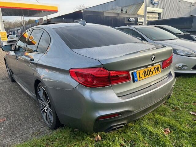 BMW 5-SERIE 540i 340PK xDrive High Executive Deze prachtige BMW wordt binnenkort verwacht!!!