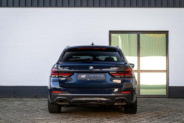 BMW 5-SERIE Touring 530e xDrive M-Sport 4-Wielsturing Massage Laser