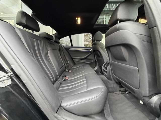 BMW 5-SERIE 530e iPerf. High Ex. M-Sport Plus |Schuif/kanteldak|Leer|Memory|Driving Ass. Plus|HUD|20"|HiFi