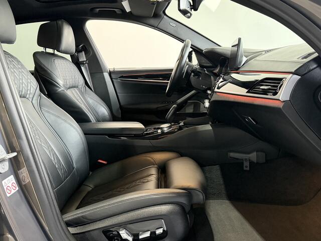 BMW 5-SERIE 530e M SPORT EDITION PLUS Schuifdak / Head Up / Leder / Laser