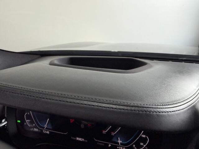 BMW 5-SERIE 530e M SPORT EDITION PLUS Schuifdak / Head Up / Leder / Laser