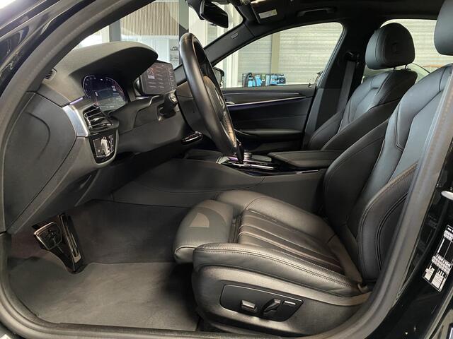 BMW 5-SERIE 520i Edition Plus M pakket, Schuifdak, 19inch Sfeerverlichting