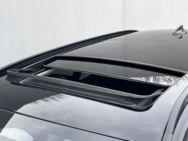 BMW 5-SERIE 5er-Reihe 530e xDrive Touring Luxury Line Automaat / Dealer onderhouden / Laser light / Leder / Elektrische trekhaak 1.700 kg / Elektrische (massage) stoelen / Camera 360° / HUD / Elektrische klep / Panorama schuifdak / Adaptief onderstel / Stuur- en sto