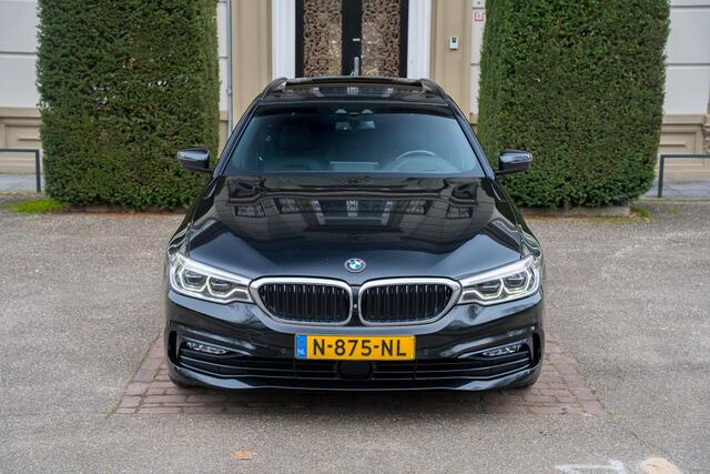 BMW 5-SERIE Touring 530i xDrive High Executive ADAPTIVE | PANO | SOFT CLOSE | 360 CAM | FULL OPTION