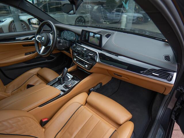 BMW 5-SERIE M550i xDrive High Executive | Memory | Hud | B&W