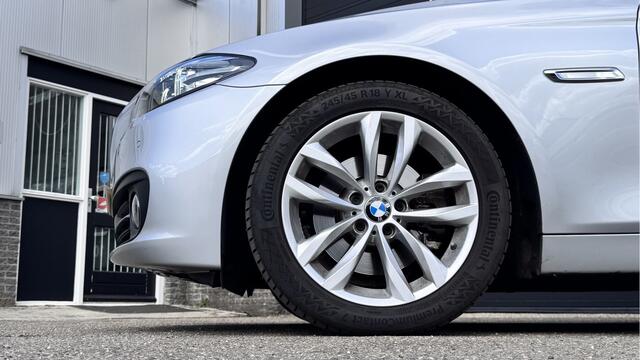 BMW 5-SERIE Touring 520i M Sport Edition High Executive