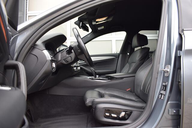 BMW 5-SERIE Touring 520i High Executive Edition | Sportline | Leer | Camera | OrigNL