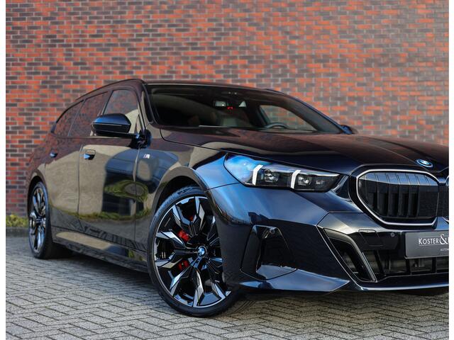 BMW 5-SERIE Touring 550e xDrive | M Sport Pro - Pano - Trekhaak - HUD