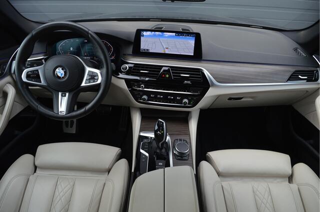 BMW 5-SERIE Touring 520i High Executive | M-PAKKET | 360 CAM | CARPLAY |
