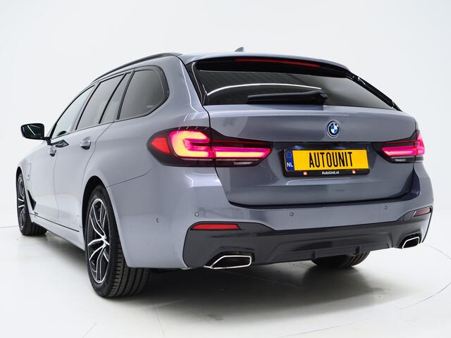 BMW 5-SERIE Touring 530e M Sport | Panoramadak | LaserLED | Head Up | 360 | Keyless | Adaptive Cruise | Trekhaak