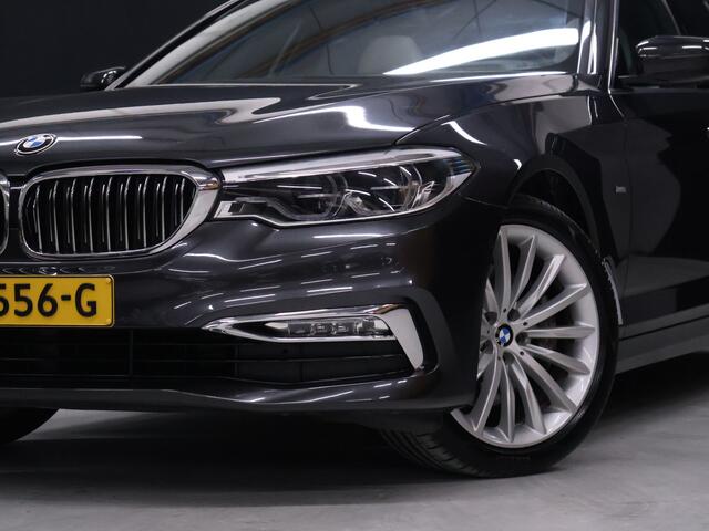 BMW 5-SERIE Touring 530i High Executive Luxury Line [SCHUIFKANTELDAK, CRUISE CONTROL, BLUETOOTH TELEFOON, HUD, ACTIVE PROTECTION, ACHTERUITRIJCAMERA, PDC V+A, STOELVERWARMING, STUURVERWARMING, BMW ADAPTIVE LED, NIEUWSTAAT]