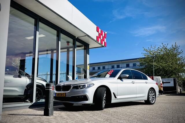 BMW 5-SERIE 520i High Executive Sport Line | CLIMA | STOELVERWARMING