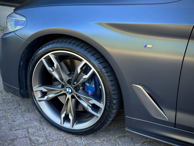BMW 5-SERIE Touring 540i xDrive M-Perform. M550 PANO|HUD|H/K|NAPPA