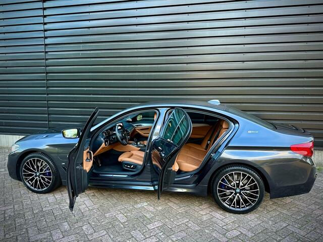 BMW 5-SERIE 530e M-SPORT HEADUP|ACC|BLINDSPOT|COMFORTSEAT