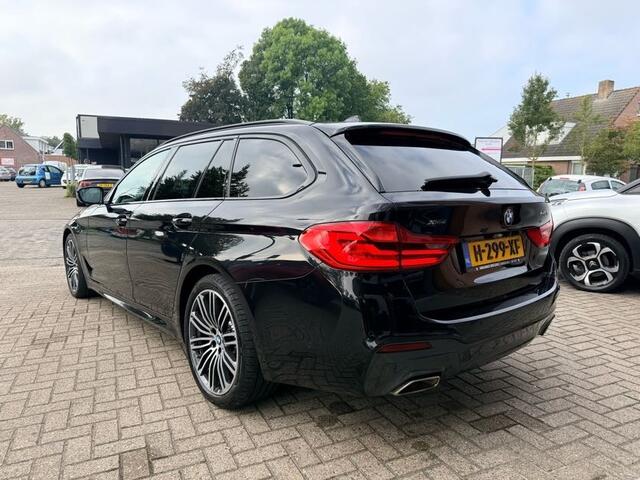 BMW 5-SERIE Touring 540i xD High Exclusive Edition Full options!