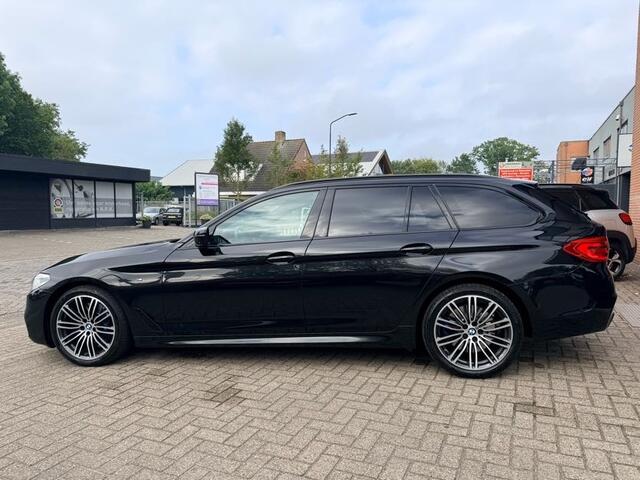BMW 5-SERIE Touring 540i xD High Exclusive Edition Full options!