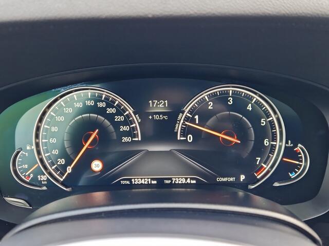 BMW 5-SERIE Touring 540i High Executive NL-Auto - M Sport - Panodak