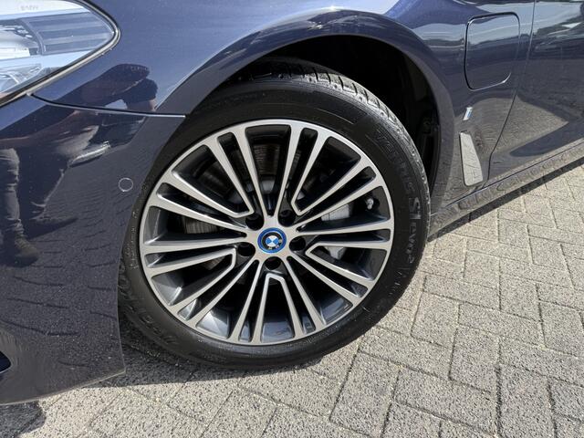 BMW 5-SERIE 530e iPerf High Exe Hybride Blue.