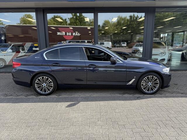 BMW 5-SERIE 530e iPerf High Exe Hybride Blue.