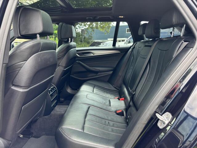 BMW 5-SERIE Touring 520D M-Pakket 2018 NL Auto