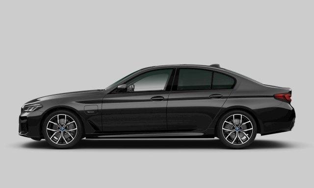 BMW 5-SERIE 530e xDrive M-Sport | Schuifdak | CoPilot | Harman Kardon