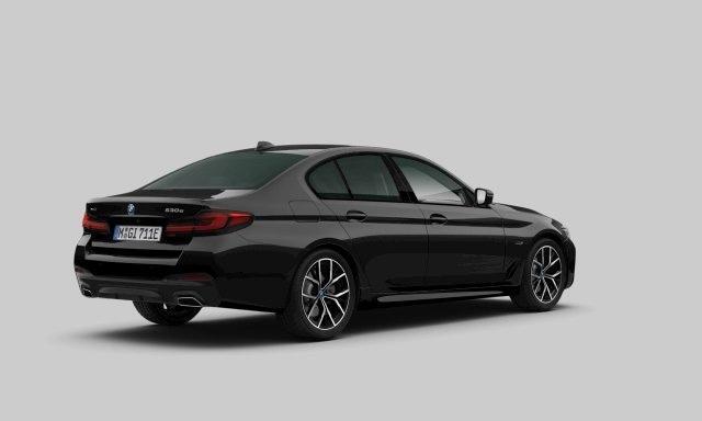 BMW 5-SERIE 530e xDrive M-Sport | Schuifdak | CoPilot | Harman Kardon
