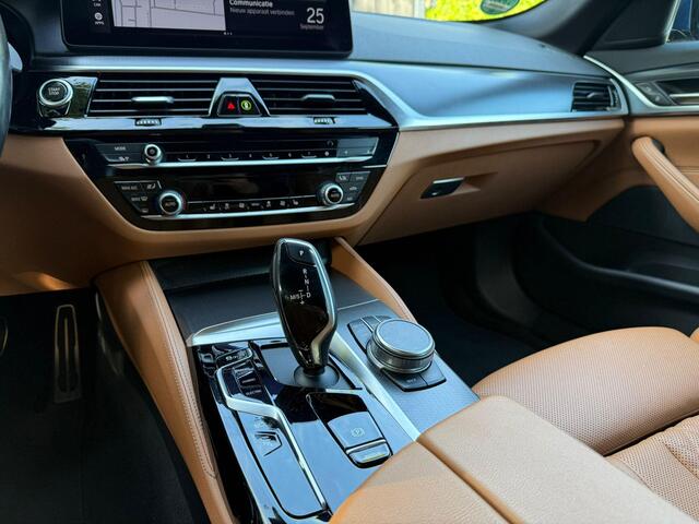 BMW 5-SERIE Touring 530e Executive Trekhaak M sport