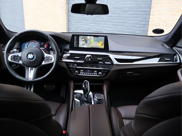 BMW 5-SERIE Touring M550d xDrive M Sport | 400PK | Nappa Leder | Panorama | HUD | Harman/Kardon |