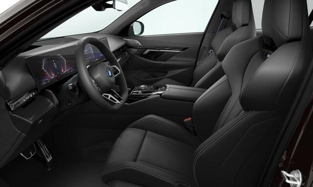 BMW 5-SERIE 530e Sedan | M Sport Edition | M Sportpakket Pro | Innovation Package | Travel Pack | Comfort Pack | Panoramadak