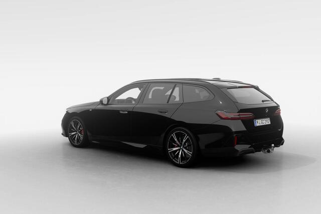 BMW 5-SERIE Touring 520i | M Sport Pro | Innovation Pack | Travel Pack | Comfort Pack | VPLD