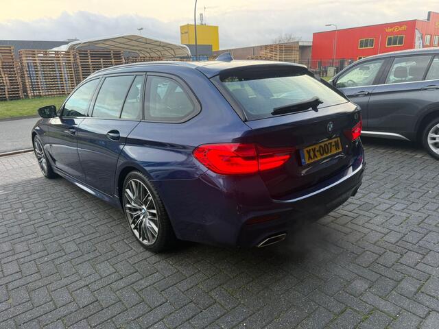 BMW 5-SERIE Touring 530i High Executive | 12MND GARANTIE | NL AUTO | PANO DAK | CAMERA | NAVI |