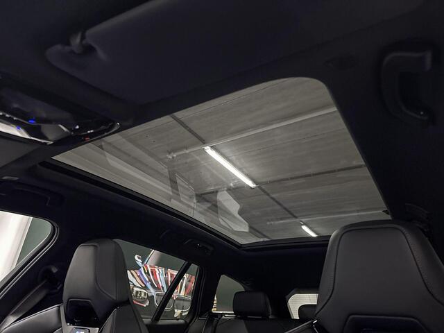 BMW 5-SERIE Touring 530e | M-Sport Pro | Travel Pack | Comfort Pack | Driving Assistant Plus | Harman/Kardon | Panoramadak | Comfort Access | Trekhaak