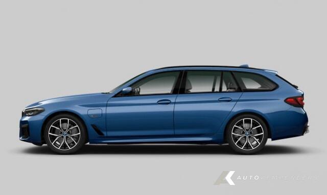 BMW 5-SERIE 530 530e Touring M Sport | 19 Inch | Leder | El. trekhaak | ACC | Live Cockpit |