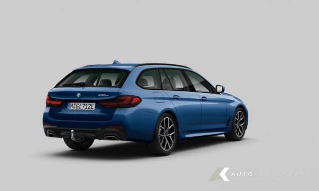 BMW 5-SERIE 530 530e Touring M Sport | 19 Inch | Leder | El. trekhaak | ACC | Live Cockpit |